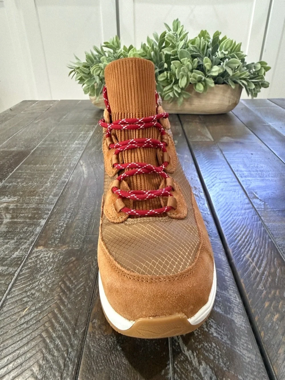 Nurture Response Elias Mixed Platform High-Top Sneaker Boot Size 8